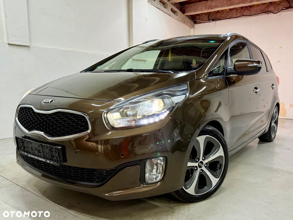 Kia Carens 1.7 CRDi XL 7os - 20