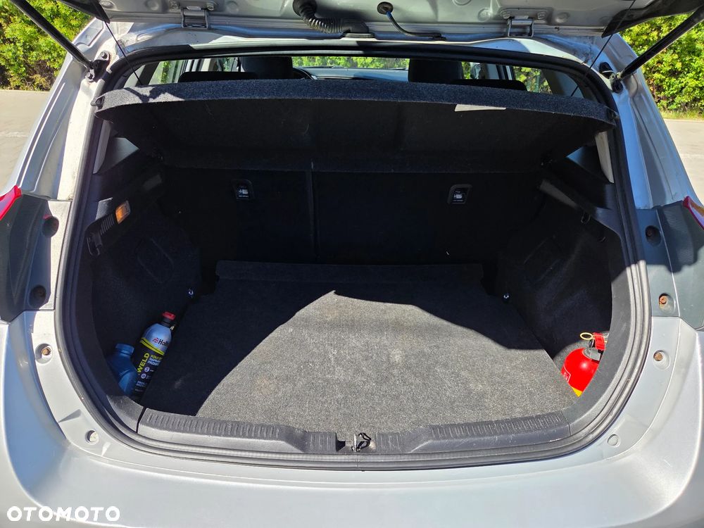 Toyota Auris 1.6 Premium - 10