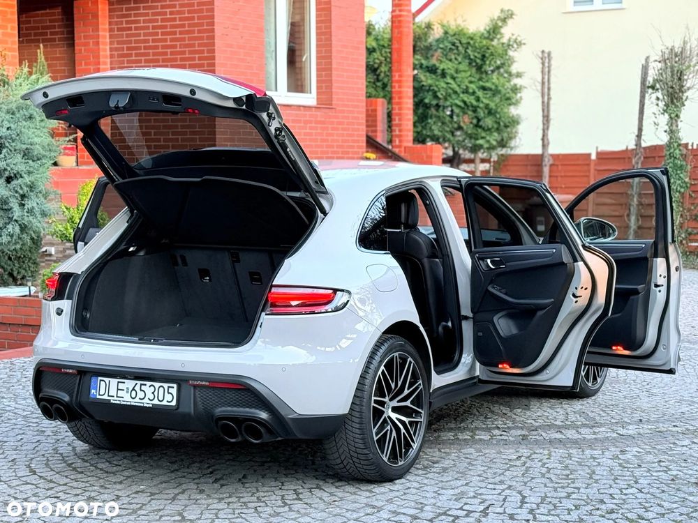Porsche Macan T - 36