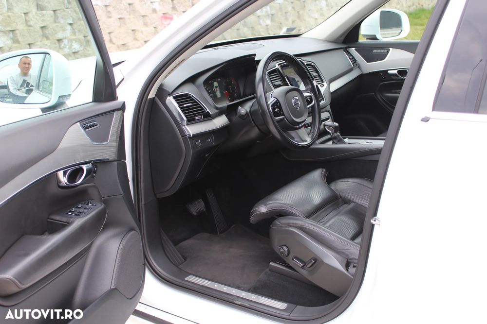 Volvo XC 90 D5 AWD Geartronic Inscription - 10