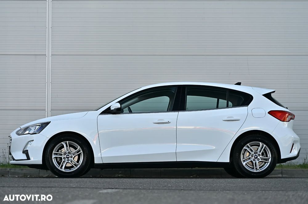 Ford Focus 1.0 EcoBoost Trend Edition - 12