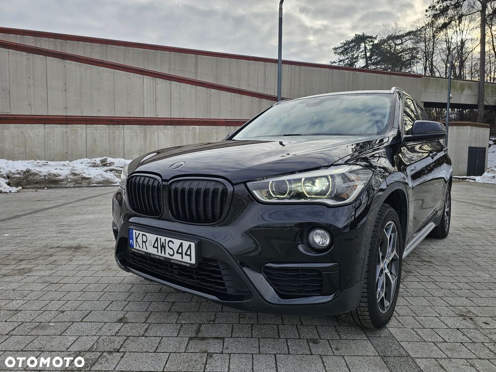 BMW X1 sDrive16d xLine - 11