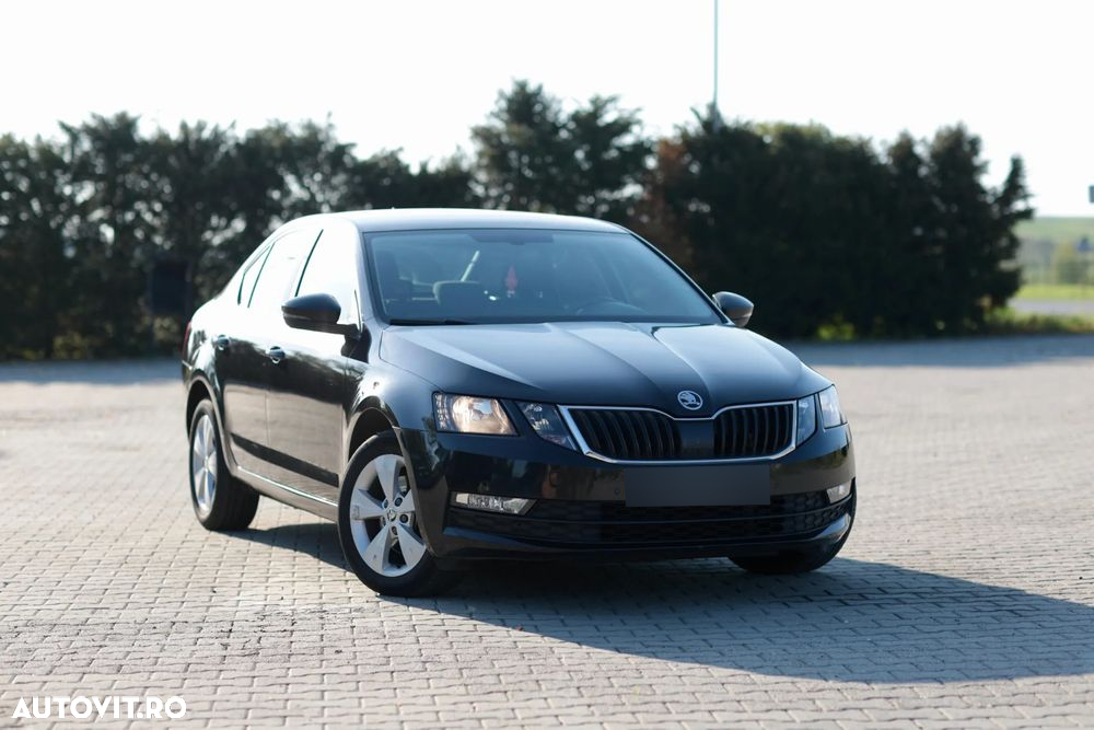 Skoda Octavia 1.6 TDI DSG Ambition - 2