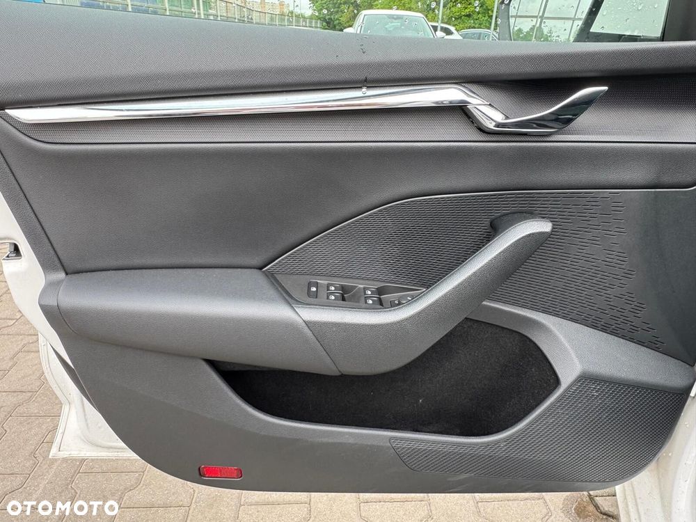 Skoda Octavia 1.5 TSI e-Tec Style DSG - 25