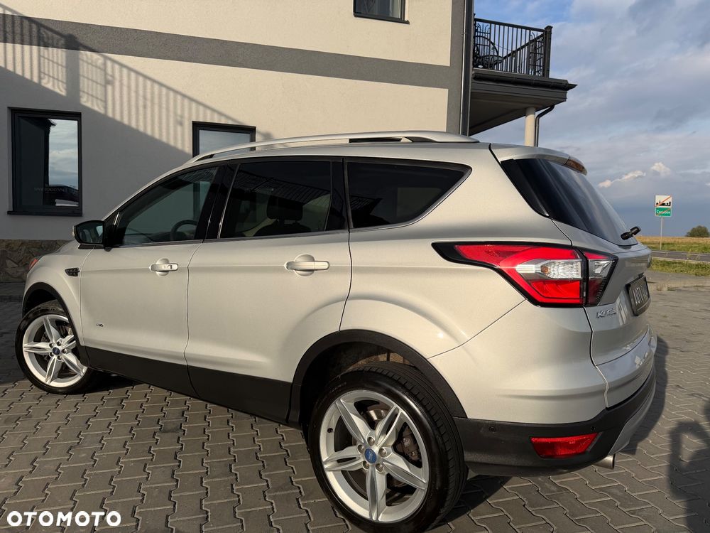 Ford Kuga 2.0 TDCi 4x4 Titanium - 14