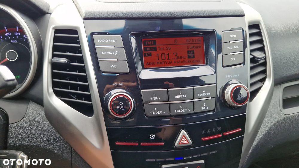 SsangYong/KGM Tivoli 1.6 Onyx - 13