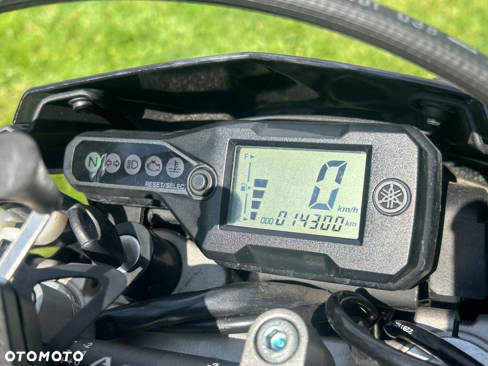 Yamaha WR - 12