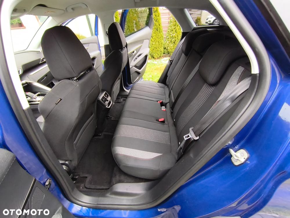 Peugeot 3008 PureTech 130 Stop & Start GPF EAT8 Allure - 13