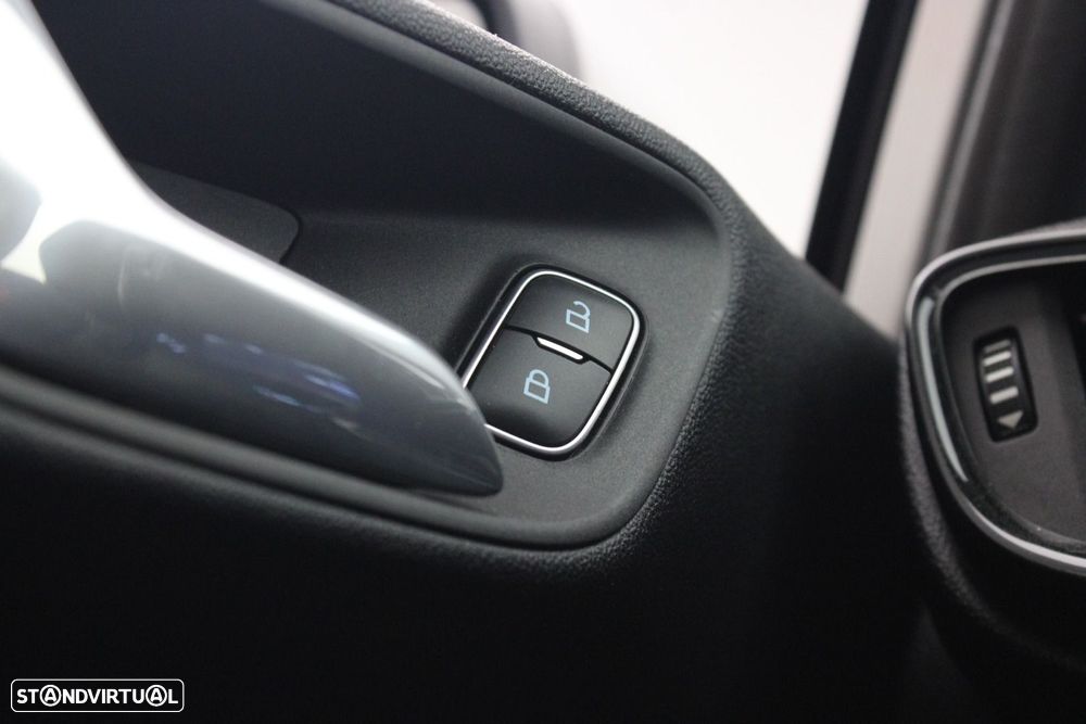 Ford Fiesta 1.0 EcoBoost ST-Line - 24