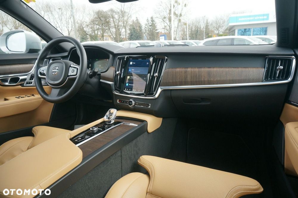 Volvo V90 Cross Country B5 D AWD Ultimate - 22