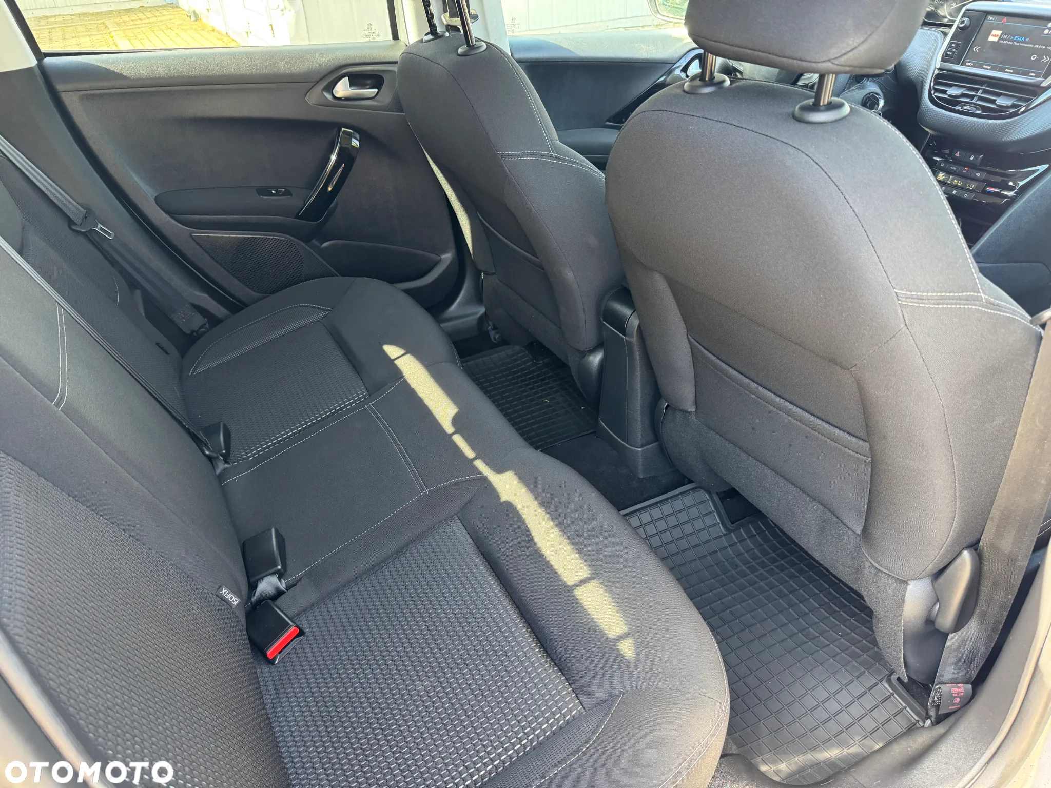 Peugeot 208 1.2 PureTech Allure - 11