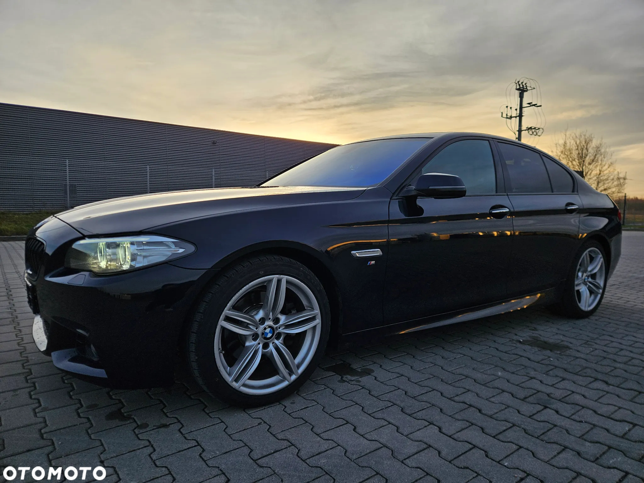 BMW Seria 5 520i Sport-Aut - 3