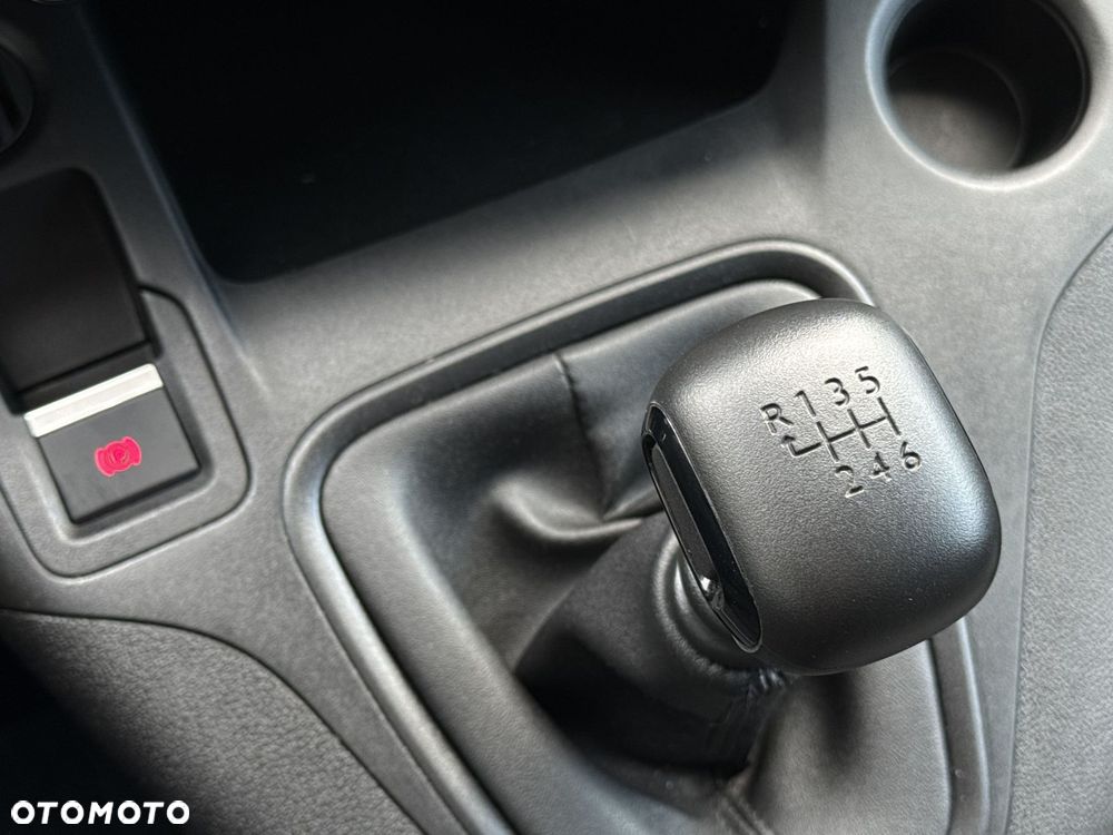 Toyota PROACE CITY - 25
