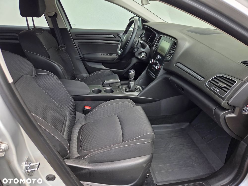 Renault Megane - 11