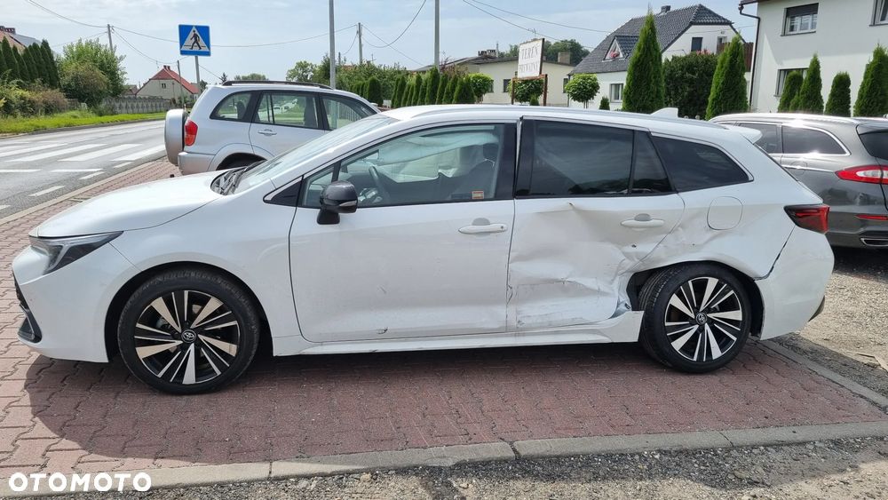 Toyota Corolla 1.8 Hybrid Comfort - 16