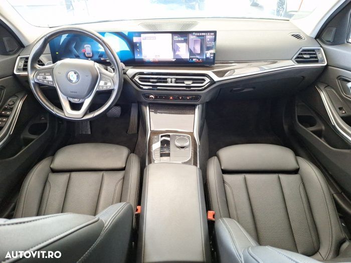 BMW Seria 3 320d xDrive AT MHEV - 14