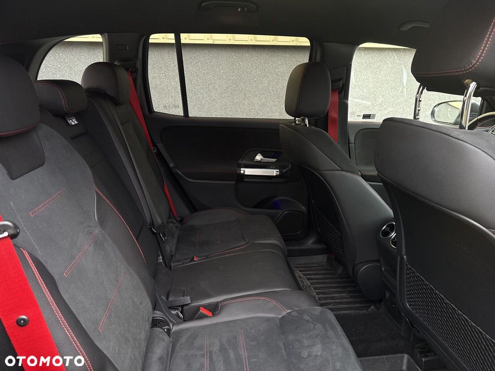 Mercedes-Benz GLB AMG 35 4-Matic - 21