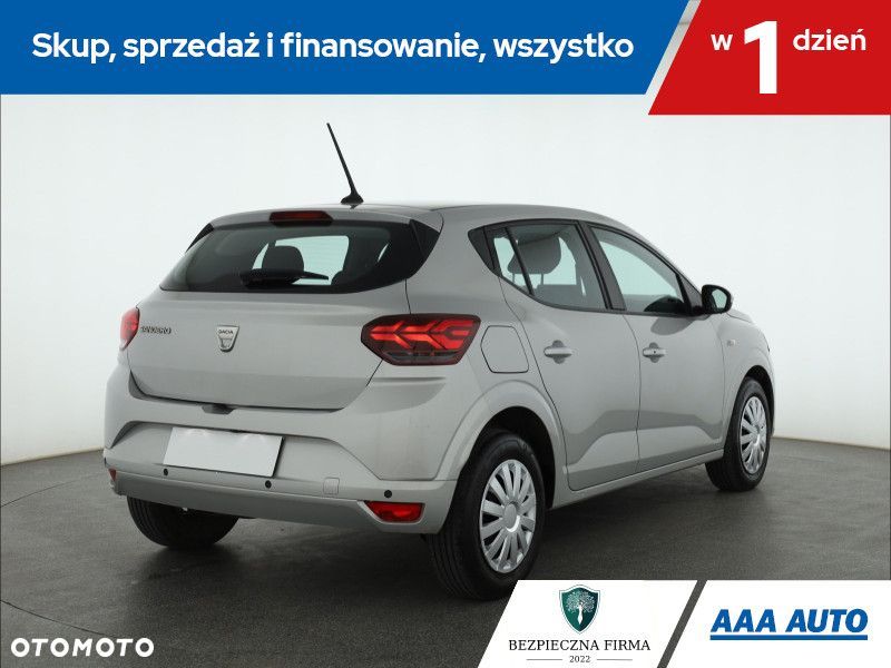 Dacia Sandero - 7