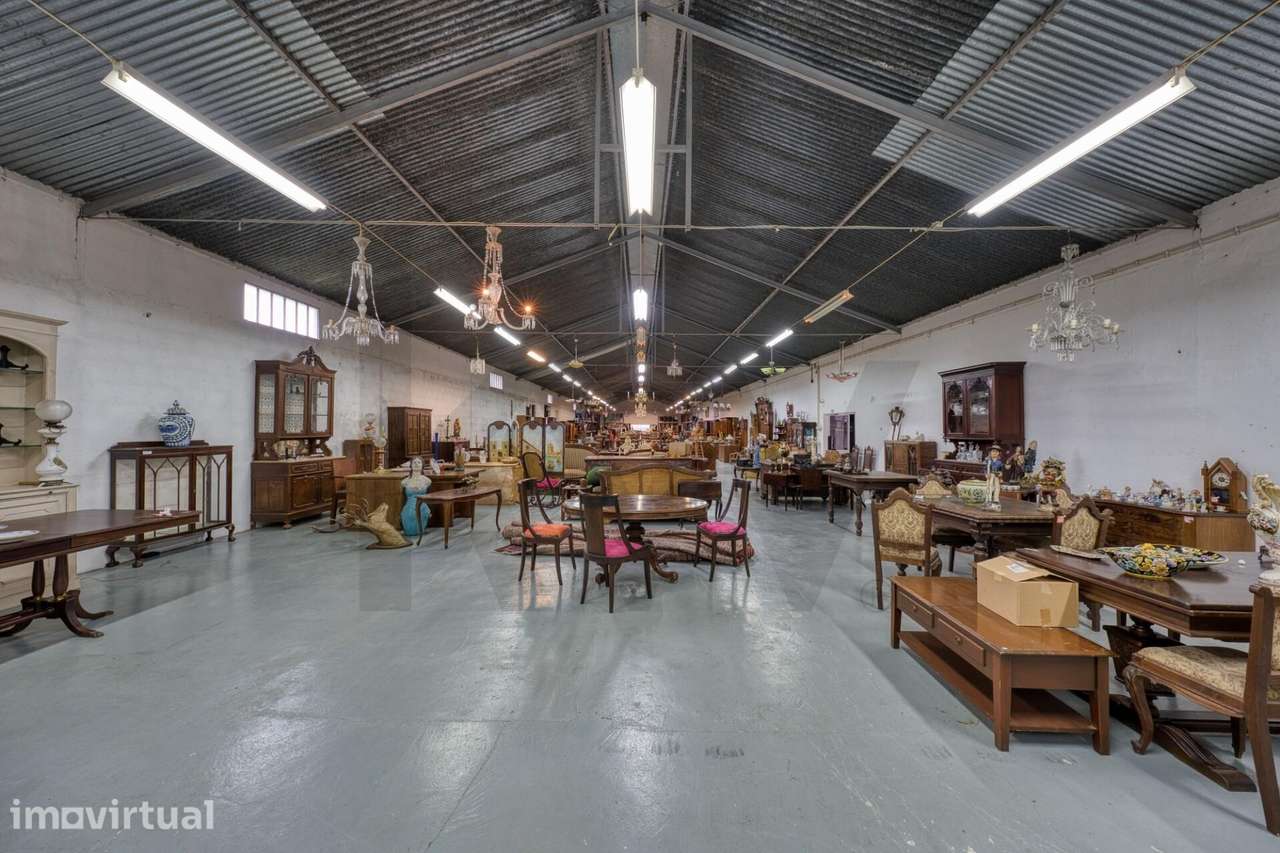 Armazém para arrendamento na Zona Industrial de Santarém - Grande imagem: 2/37