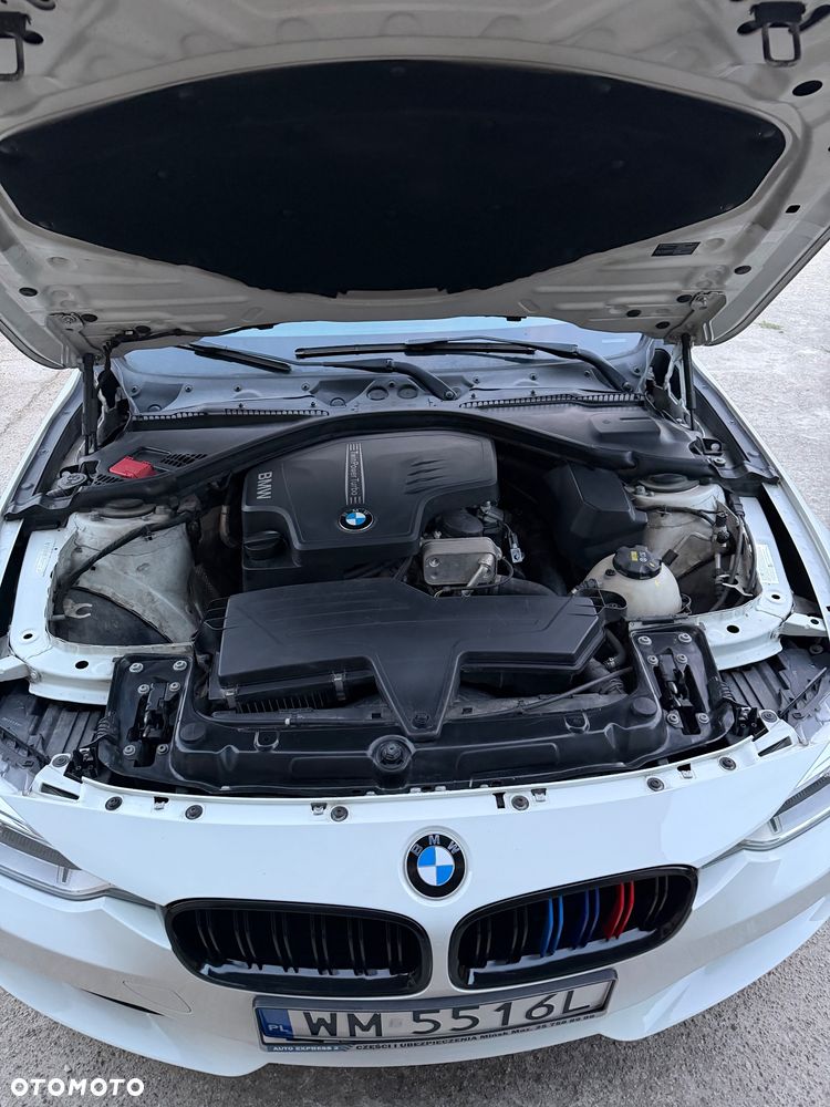 BMW Seria 3 320i - 18