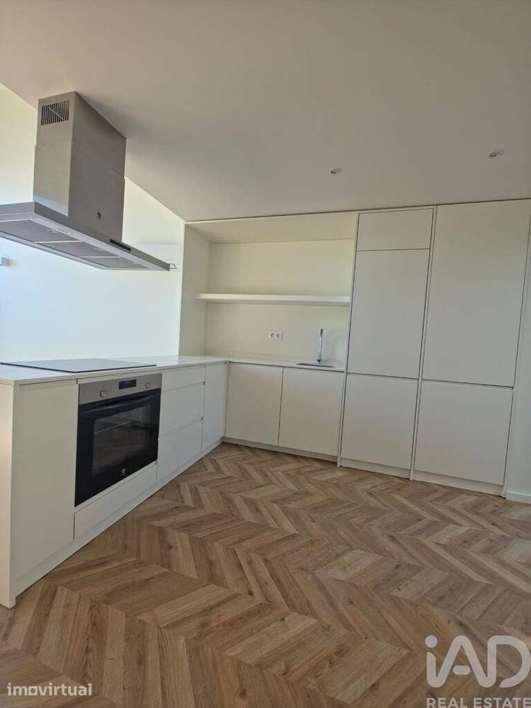 Apartamento T2 em Santa Marinha E São Pedro Da Afurada de 80,00 m2 - Grande imagem: 3/12