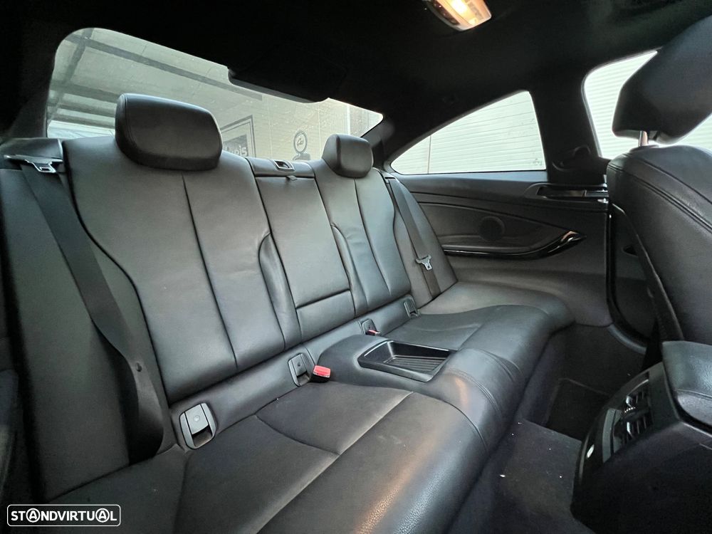 BMW 420 d Coupe M Sport - 11