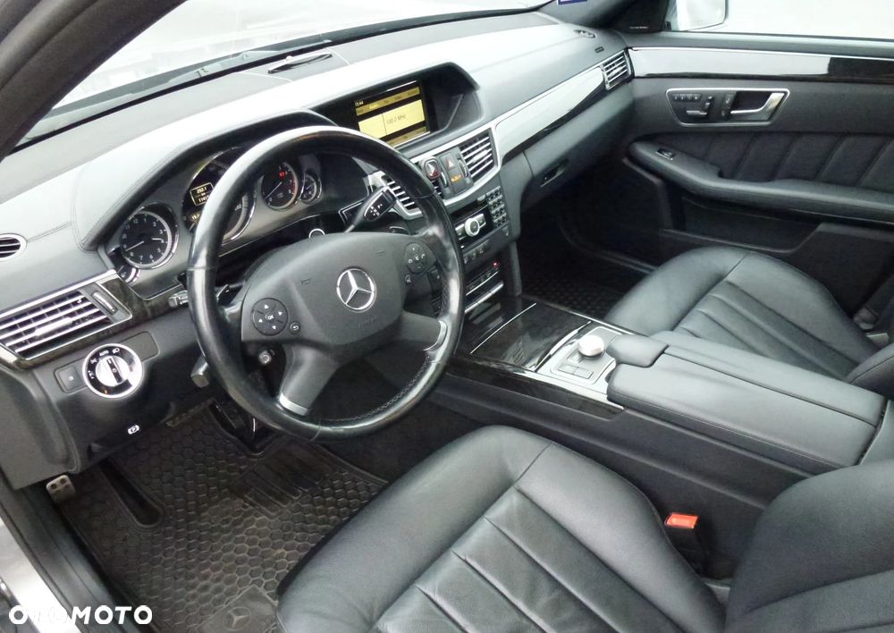 Mercedes-Benz Klasa E 350 4Matic BlueEFFICIENCY 7G-TRONIC - 7