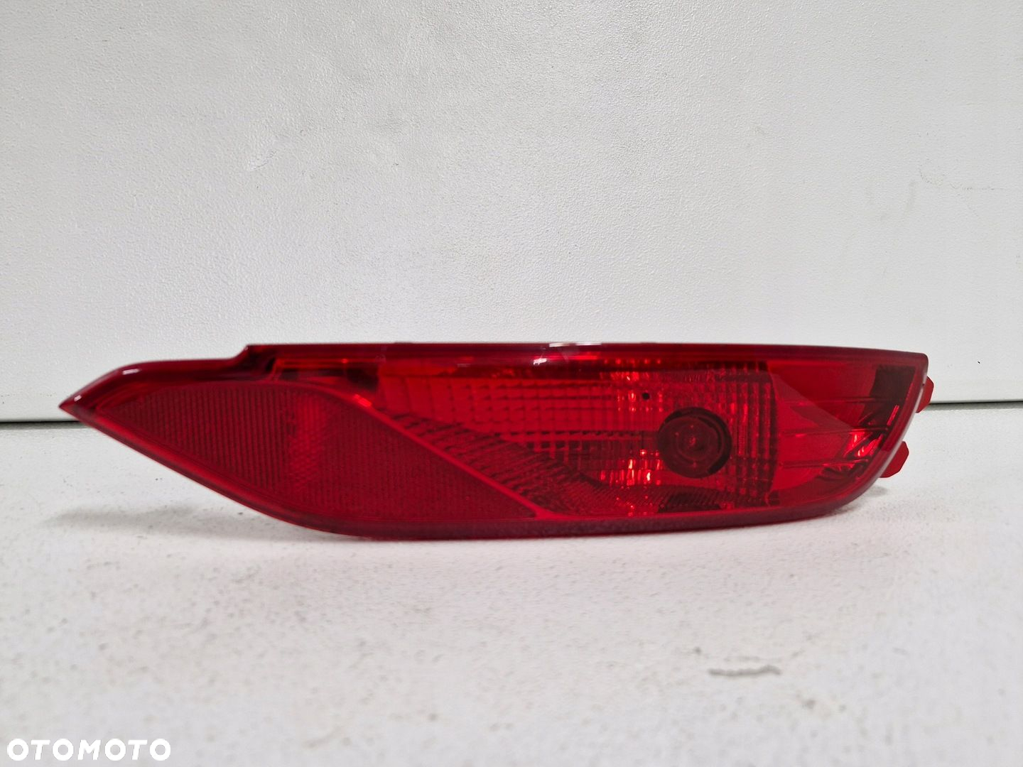 HYUNDAI TUCSON III 3 LAMPA W ZDERZAK PRAWY TYŁ PRZECIWMGIELNA 92406-D3100 - 2