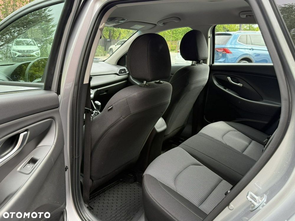 Hyundai i30 1.5 DPI Modern - 14