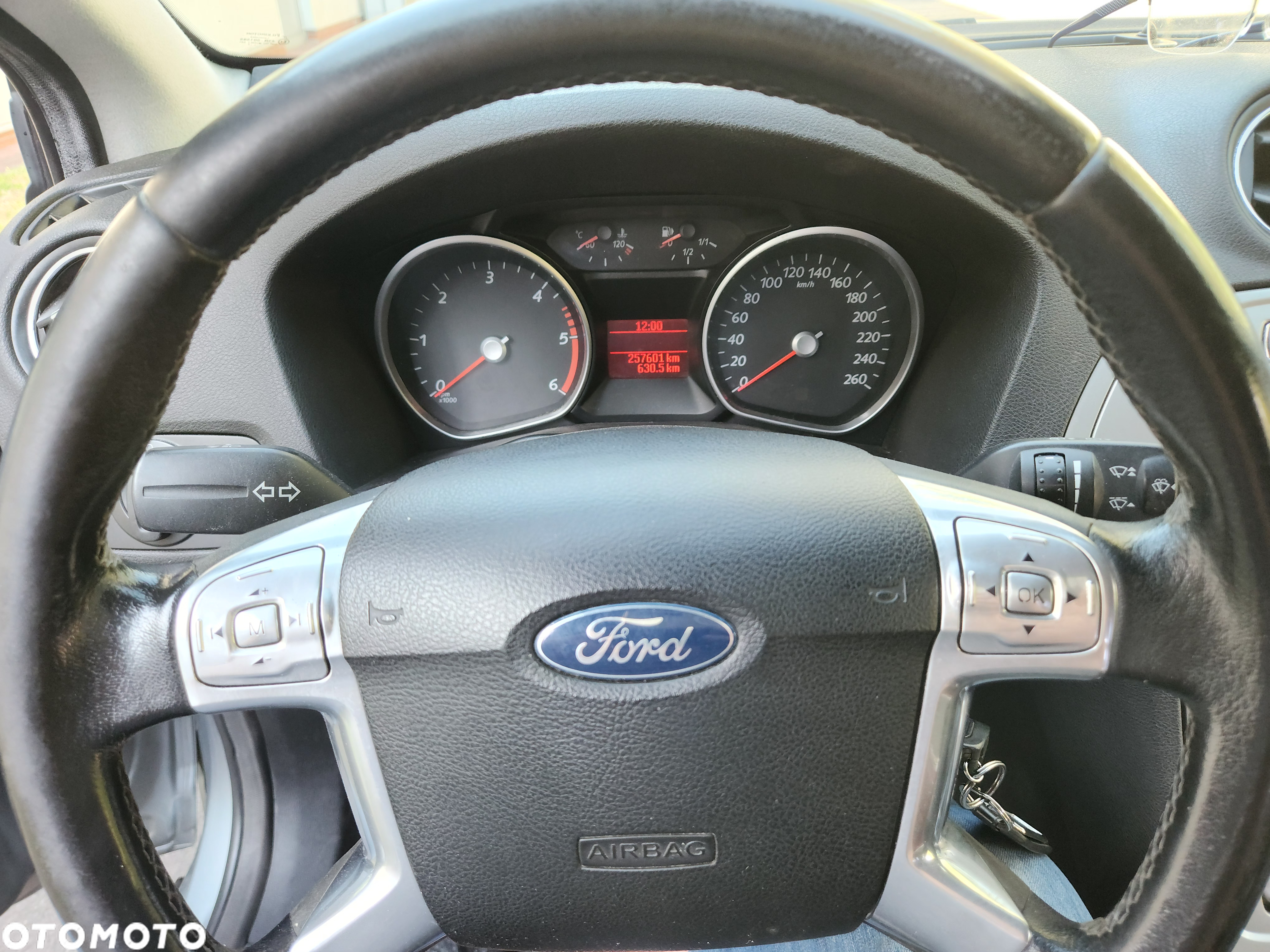 Ford Mondeo 2.0 TDCi Ghia - 12