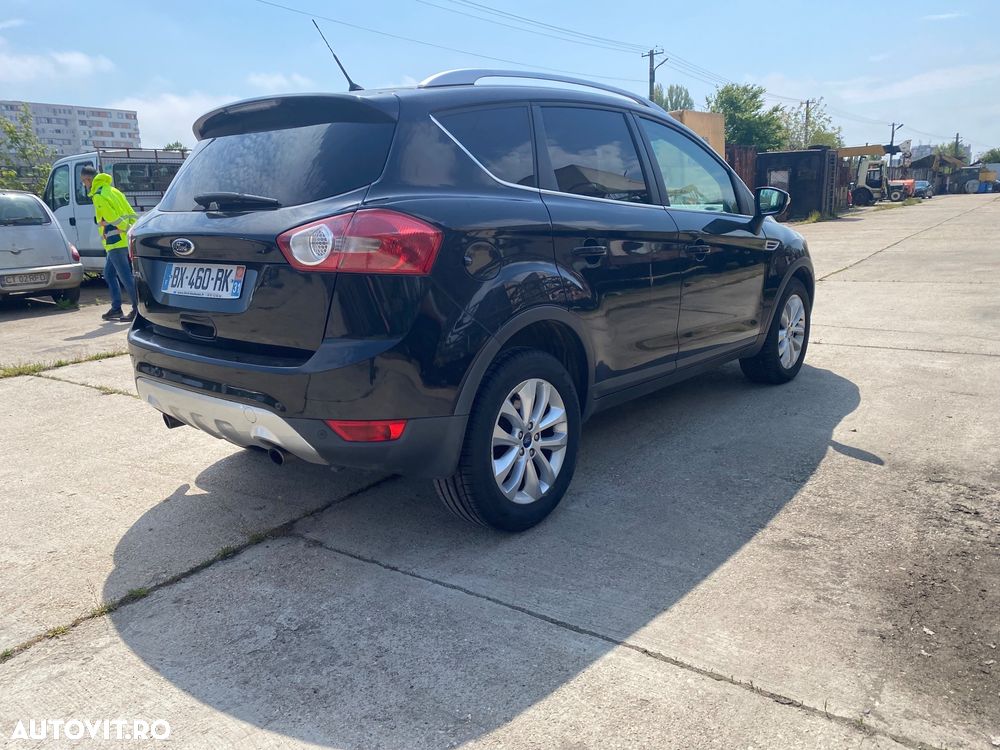 Ford Kuga 2.0 TDCi 4WD Powershift Titanium - 2