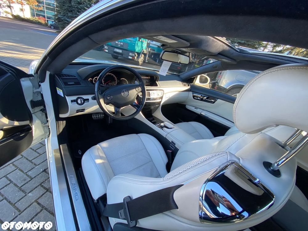 Mercedes-Benz CL 63 AMG - 11