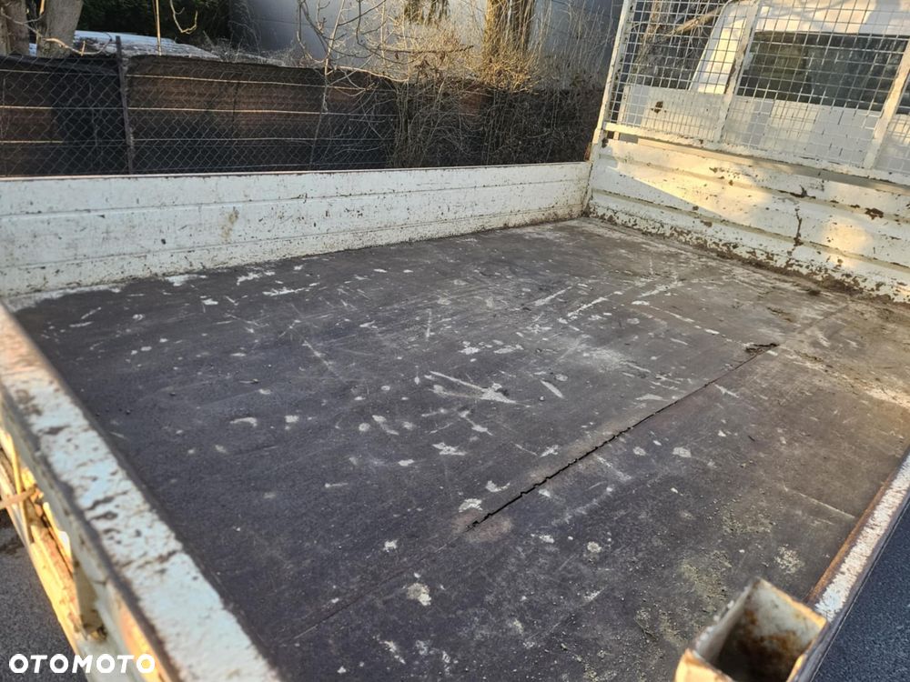 Iveco DAILY  35C13  ZDROWY  2004 rok - 11