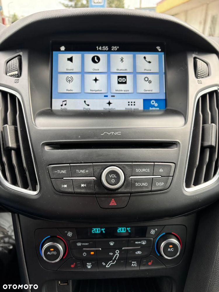 Ford Focus 1.0 EcoBoost Start-Stopp-System ST-LINE STYLE - 8