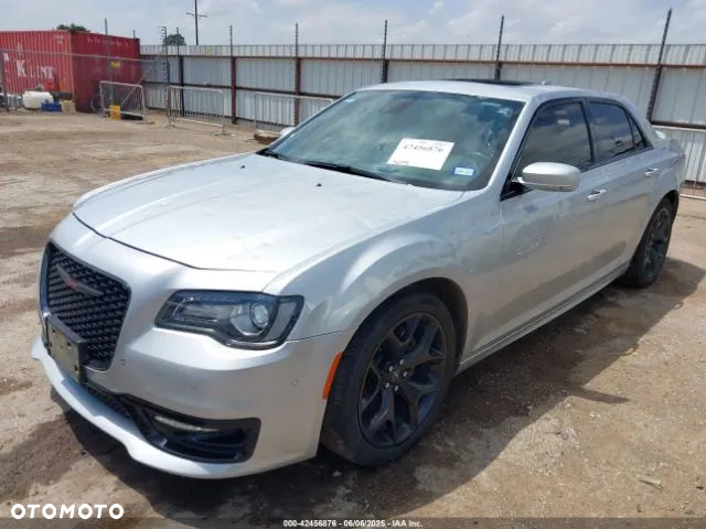 Chrysler 300s - 2