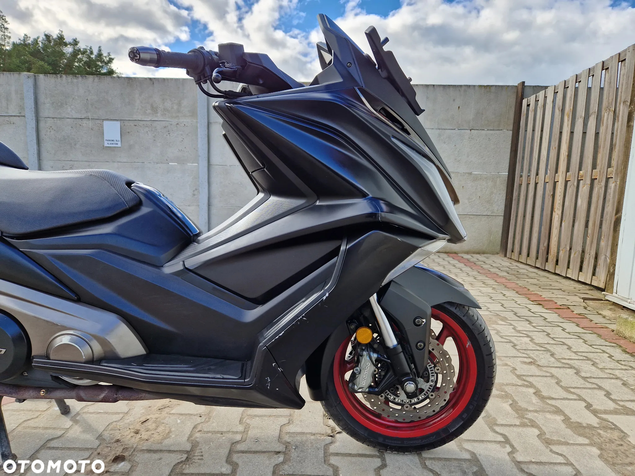 Kymco AK 550 - 31