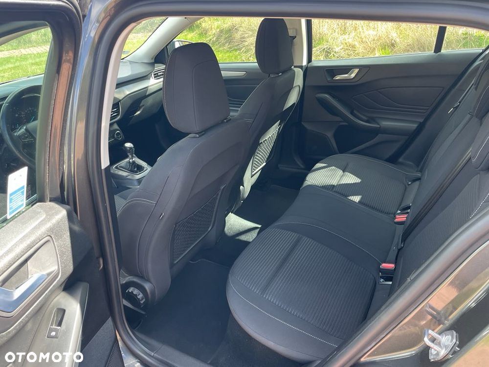 Ford Focus 2.0 EcoBlue Titanium - 20