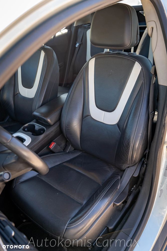 Chevrolet Volt - 16