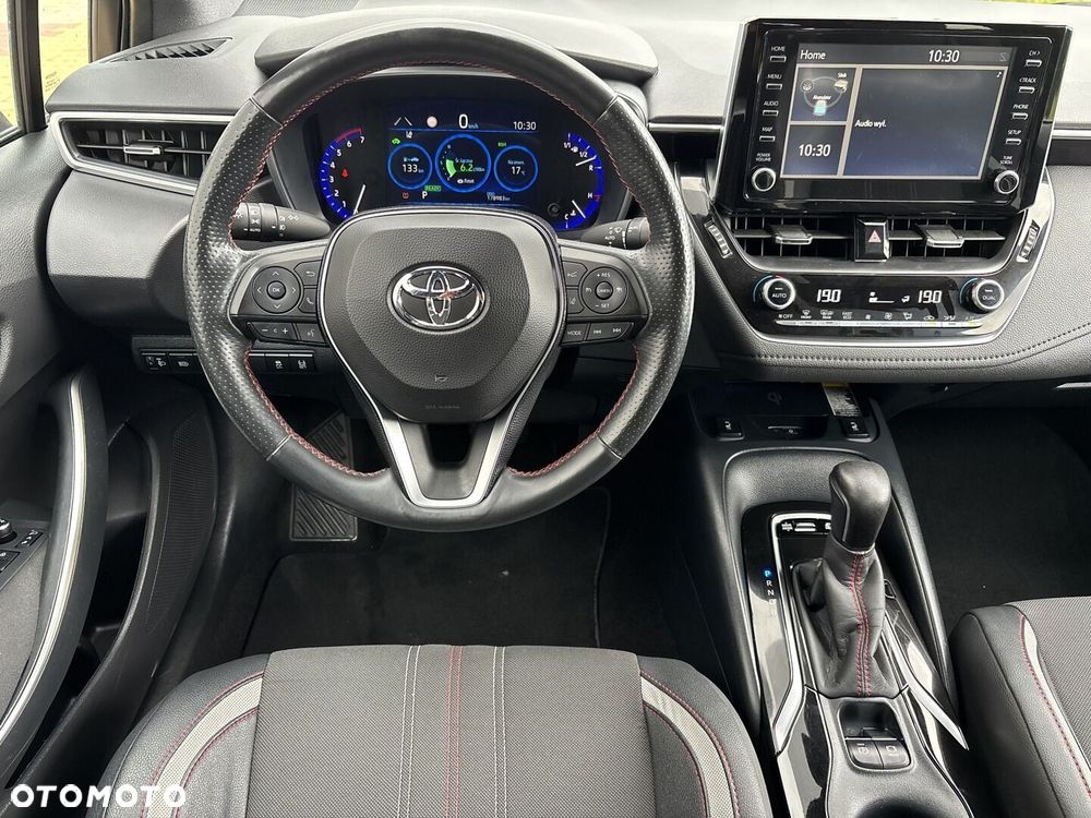 Toyota Corolla - 10