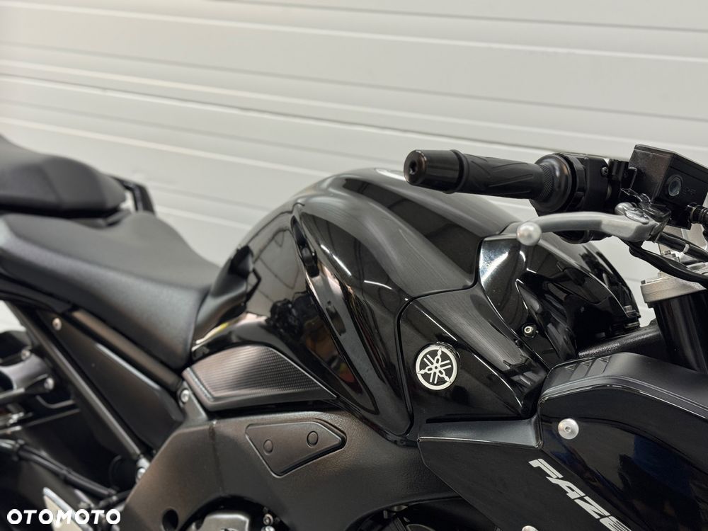 Yamaha FZ - 7