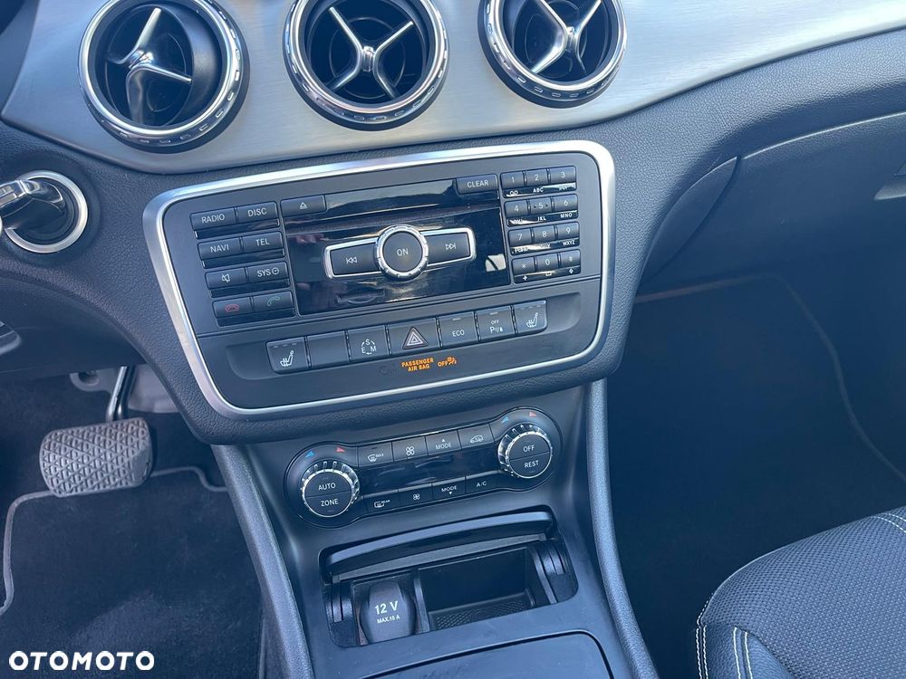 Mercedes-Benz GLA 250 7G-DCT Edition 1 - 37