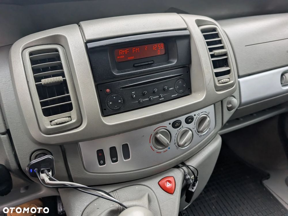 Renault Trafic L1H1 Passenger Lux - 9