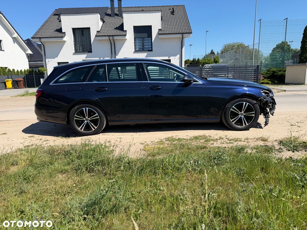 Mercedes-Benz Klasa E 220 d Avantgarde - 12