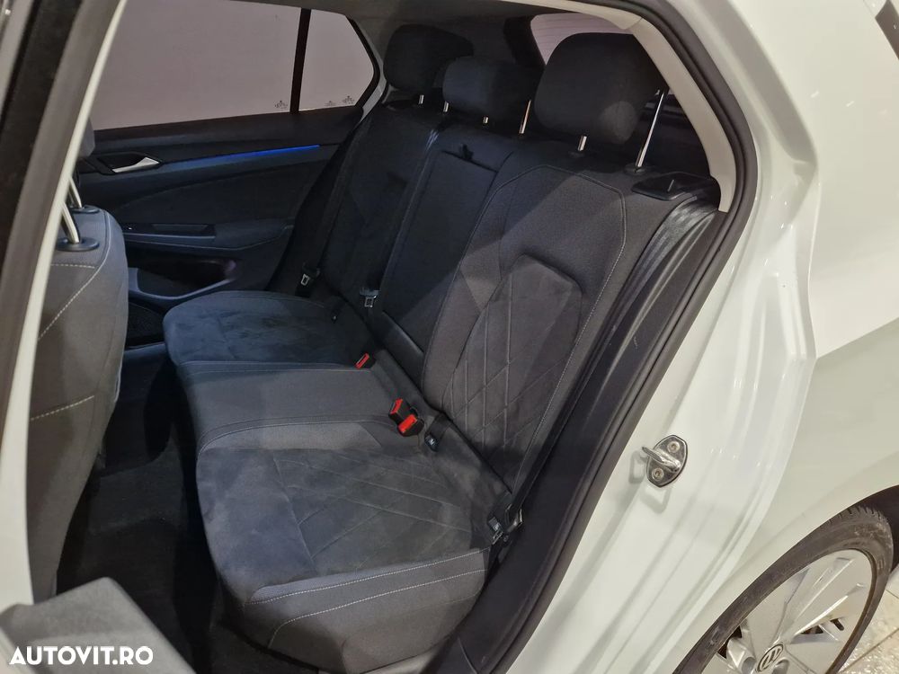 Volkswagen Golf 2.0 TDI DSG Style - 8