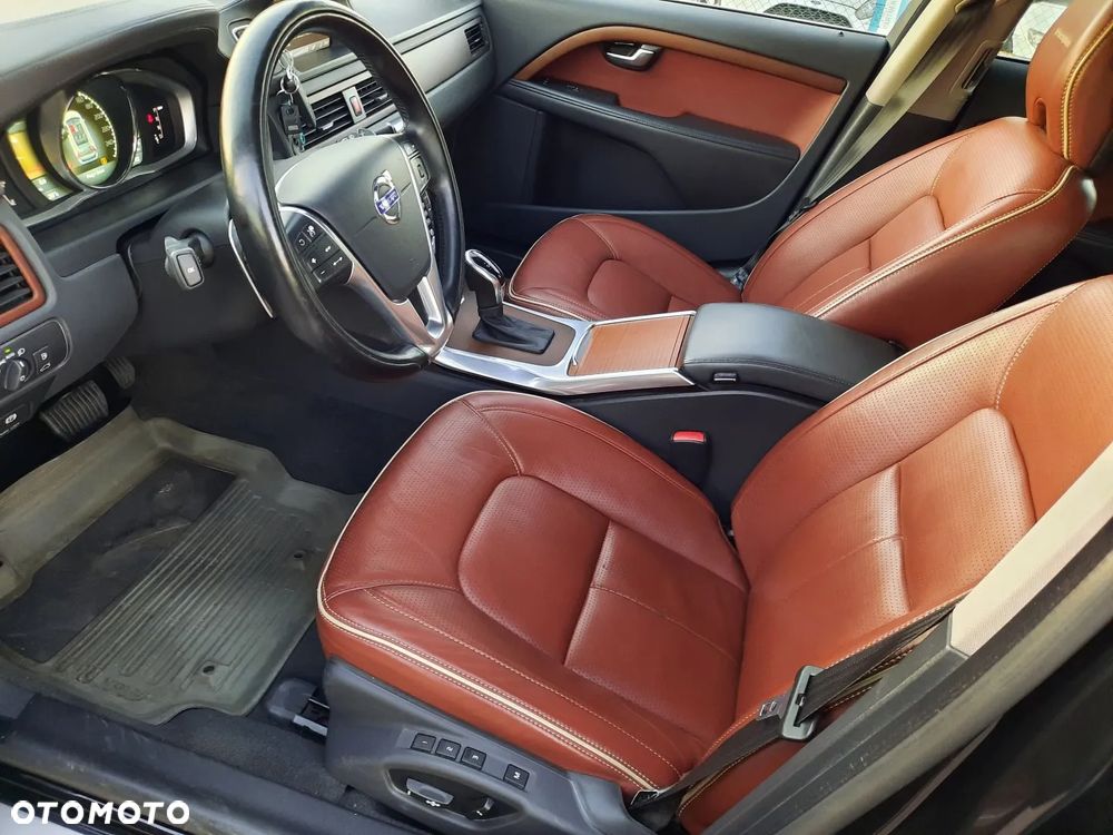 Volvo XC 70 D5 AWD Geartronic Summum - 21