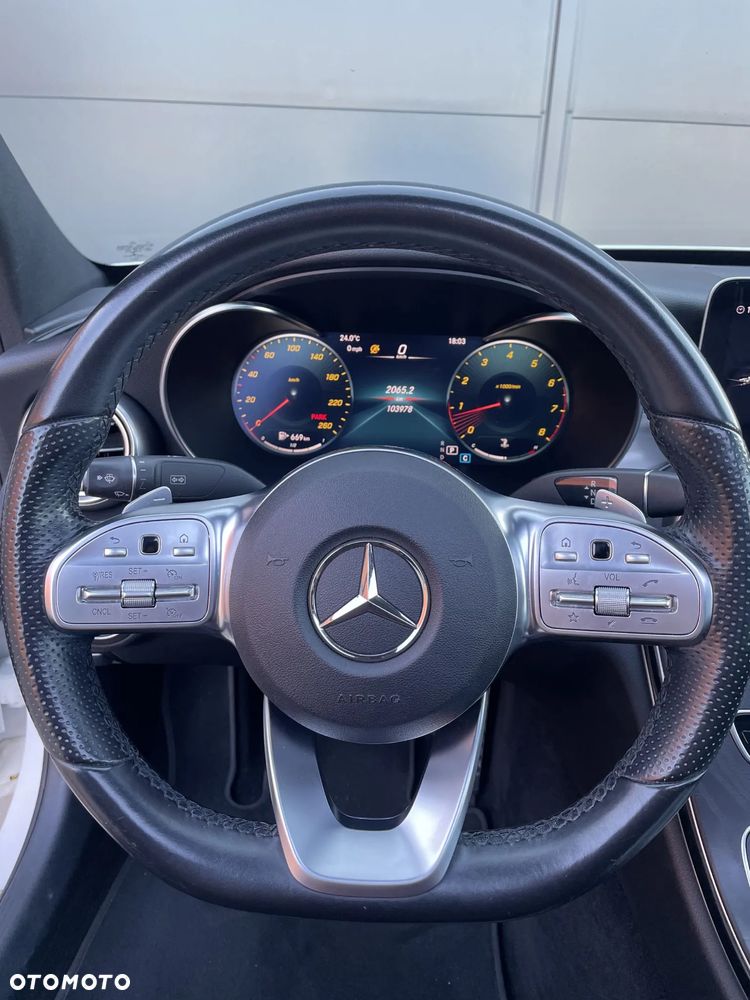 Mercedes-Benz Klasa C 300 9G-TRONIC AMG Line - 11