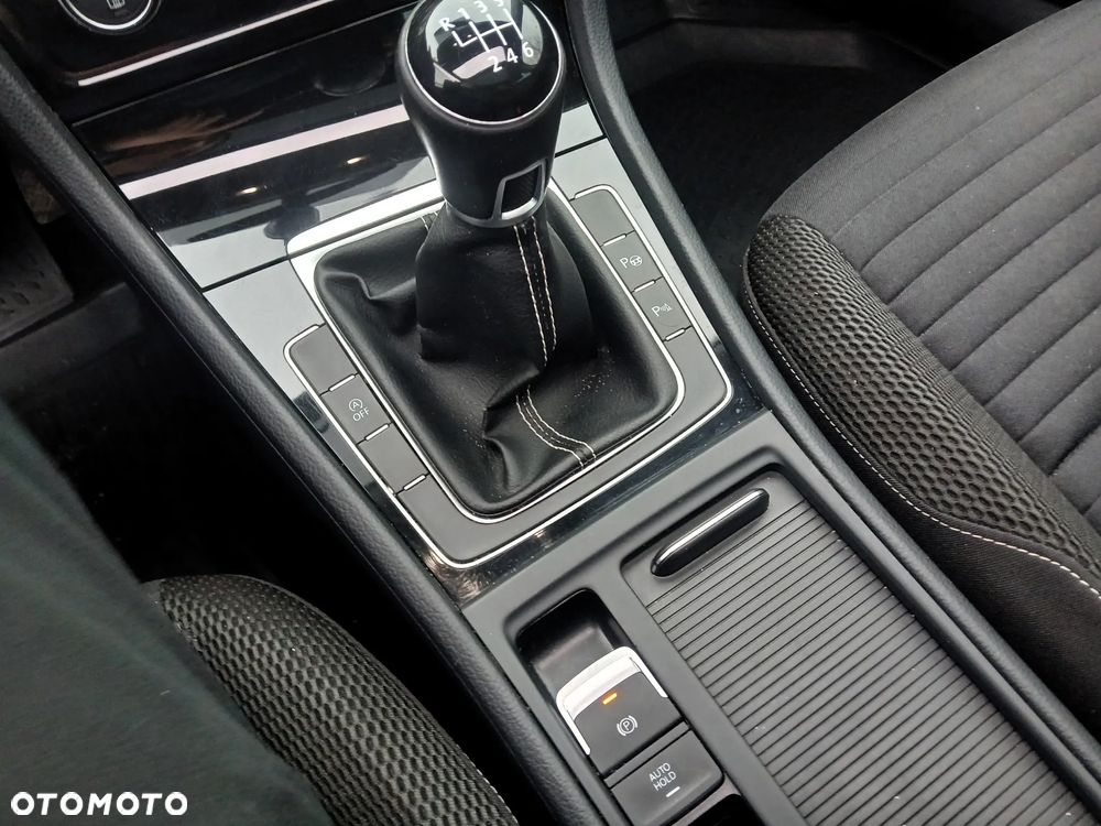 Volkswagen Golf 1.4 TSI BlueMotion Technology Cup - 20