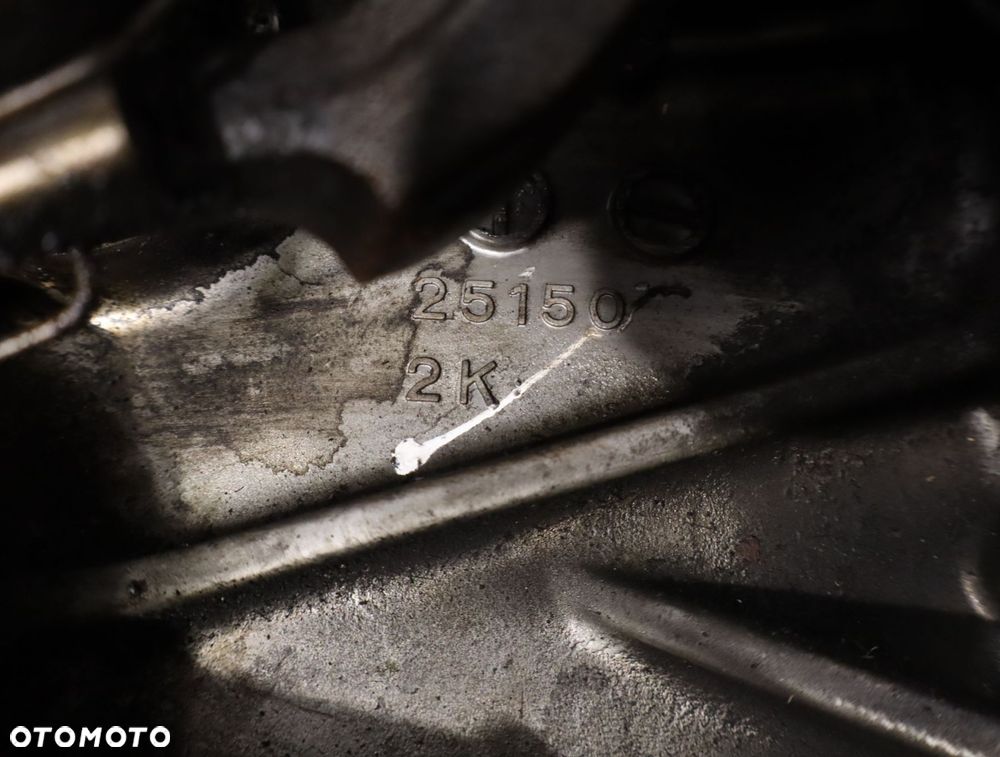 SKRZYNIA BIEGÓW 6 BIEGOWA TOYOTA AVENSIS II T25 2.0D4D 25150-2K - 6