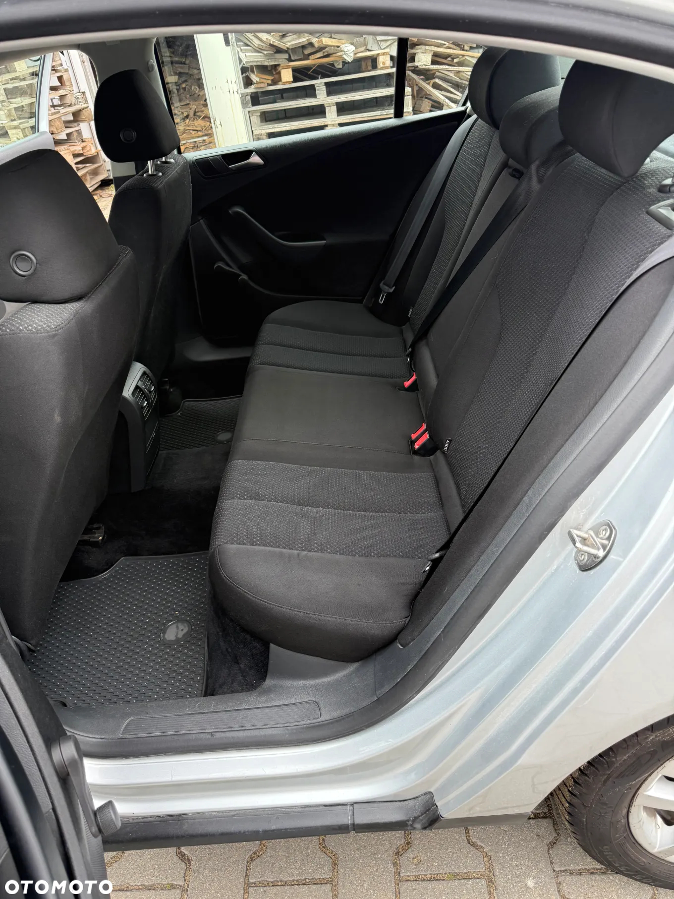 Volkswagen Passat - 15