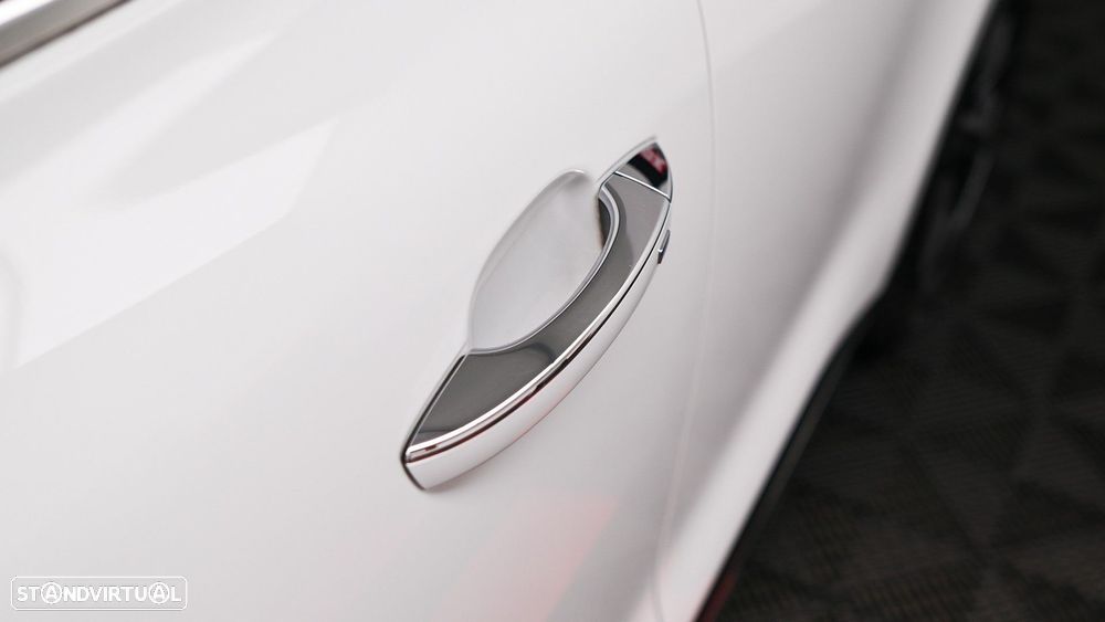 MG EHS 1.5 T-GDI Plug-in Hybrid Luxury - 9